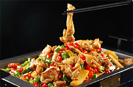 供應(yīng)鏈混亂，新增餐企下跌52%，牛蛙品類遇困