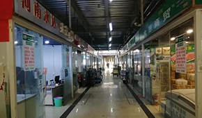 7成凍品商戶選擇“不返鄉(xiāng)”，萬邦市場春節(jié)首次“閉市營業(yè)”