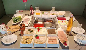 海底撈預(yù)虧超38億，連鎖商超業(yè)績(jī)慘淡，2022餐飲零售業(yè)怎么玩?