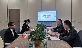 中烹協預制菜專委會走進唐人神、新聰廚