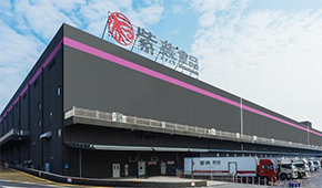 創(chuàng)始人退位、女婿掌大權(quán)，紫燕食品加速出?！帮w”向全球