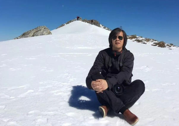 從賣凍品到賣餐品，他如何從“經(jīng)銷商”蛻變?yōu)椤巴赓u品牌掌門人”？