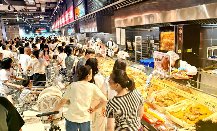 熟食加工區(qū)大調(diào)改，誰(shuí)在推動(dòng)超市的“煙火氣”革命？